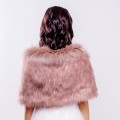 FUTRO NA ZIMĘ RÓŻOWE BRIDAL STOLE.jpg
