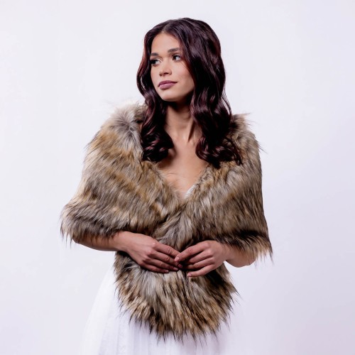 BRIDAL STOLE FUTRO ŚLUBNE BRĄZ.jpg