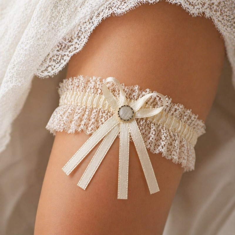 Braut Strumpfband ecru – elegantes Spitzen Strumpfband für Hochzeit | handmade