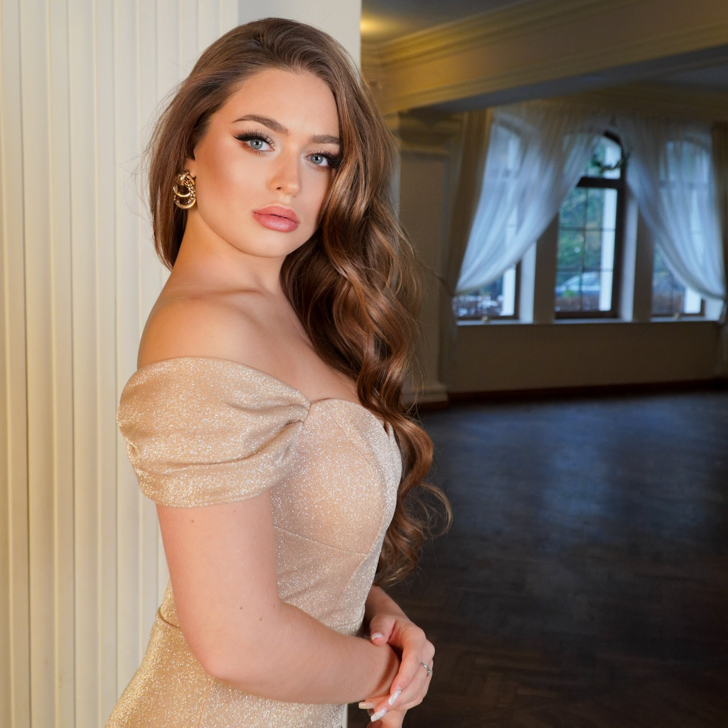 Suknia ślubna złota bridalstole